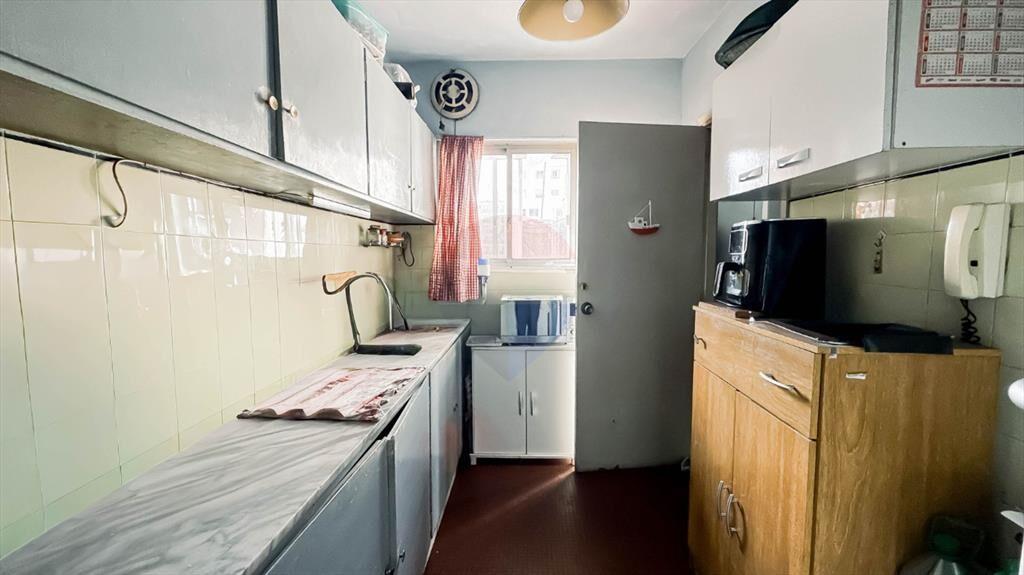 VENTA APTO CORDON 2 DORM Y COCHERA
