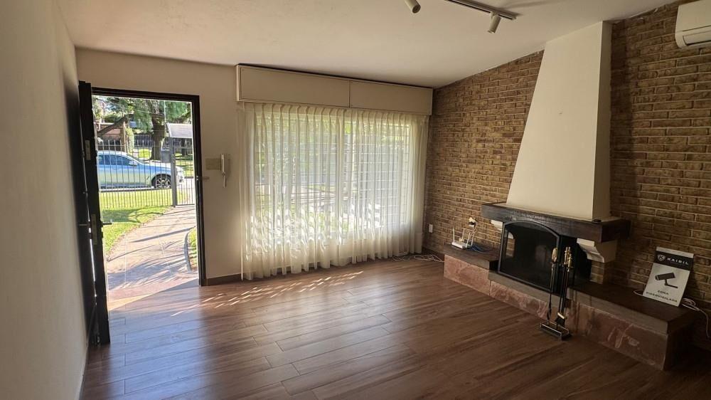 Venta Casa 3 dorm en Carrasco, M. Otero y Córcega
