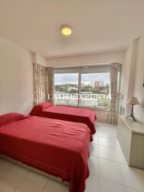 Apartamento en Chiverta, 2 dormitorios más