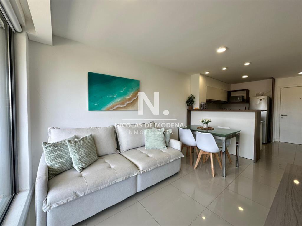 Vende apartamento de 1 dormitorio y medio en Peninsula, Pun