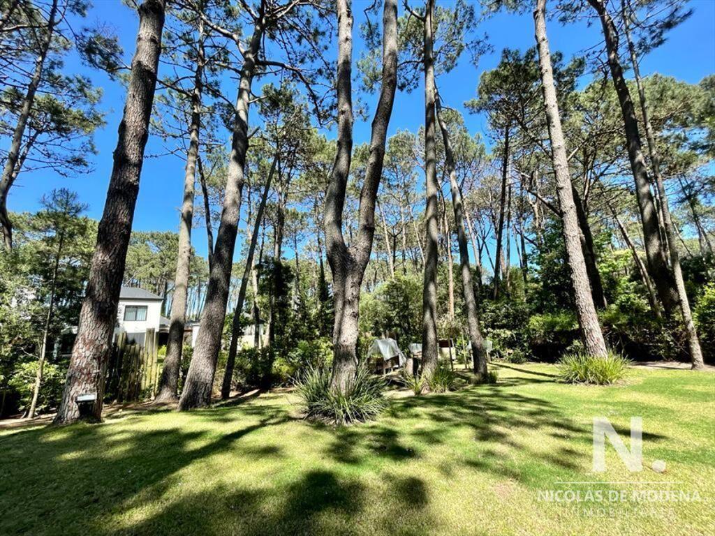 Excelente casa de Cuatro Dormitorios en Laguna Blanca