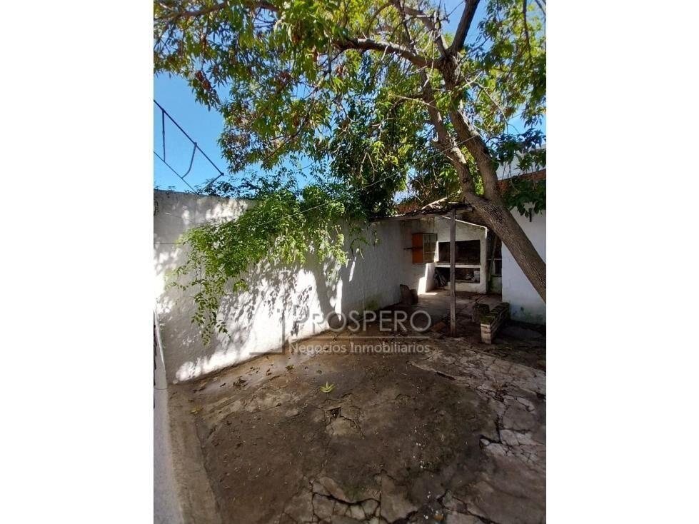 AL1809 Venta Dos Casas en un padron Reducto