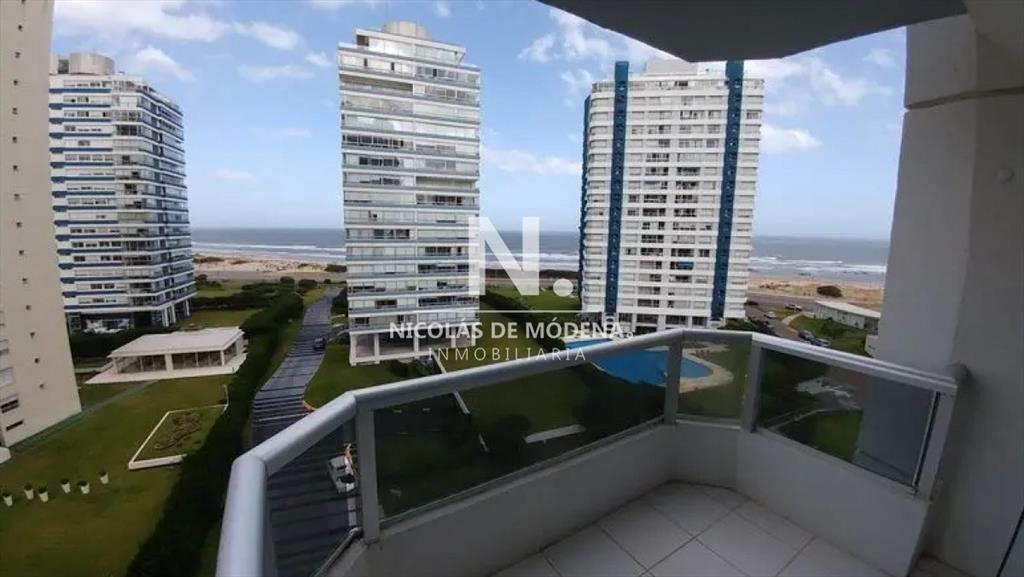 Apartamento en venta a cuadras del mar