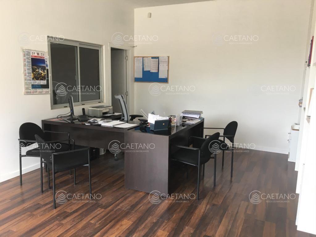Excelente galpon con oficinas, 600 m2, en