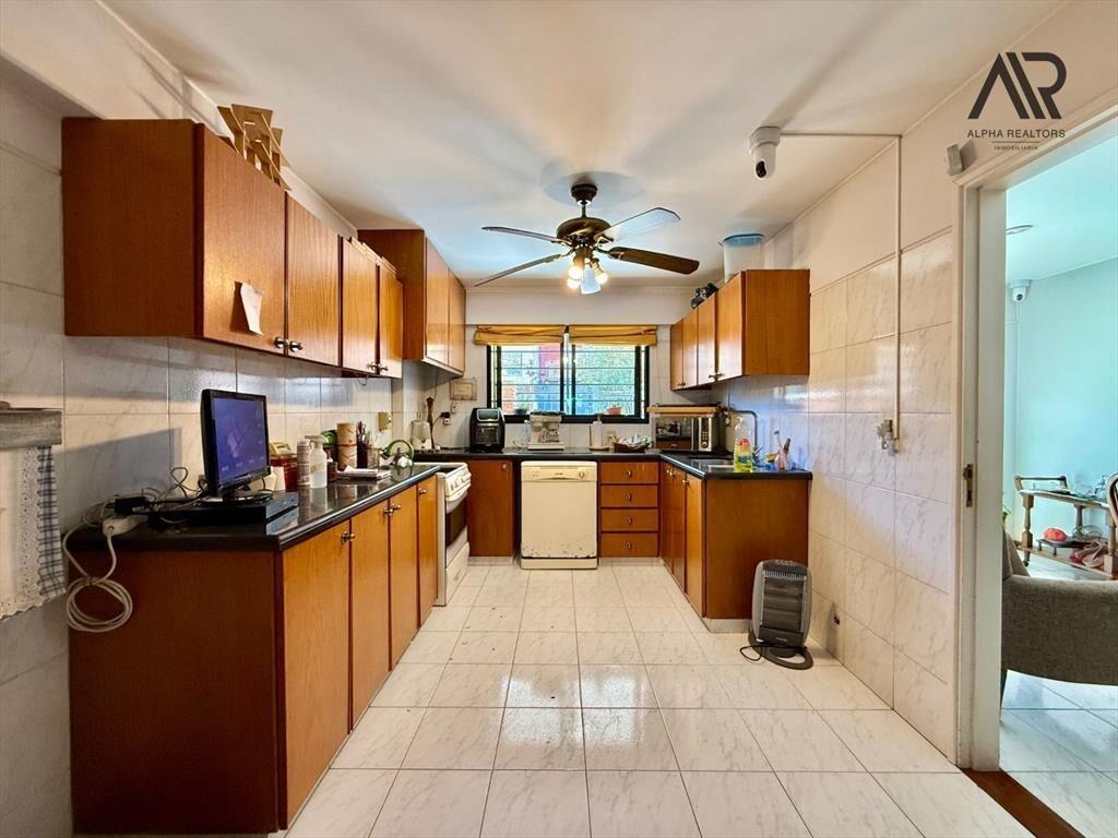 Apartamento Rambla Malvin 3 dormitorios garaje patio