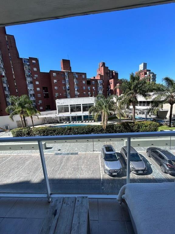 Torres del Prado, excelente opcion, muy buen estado.