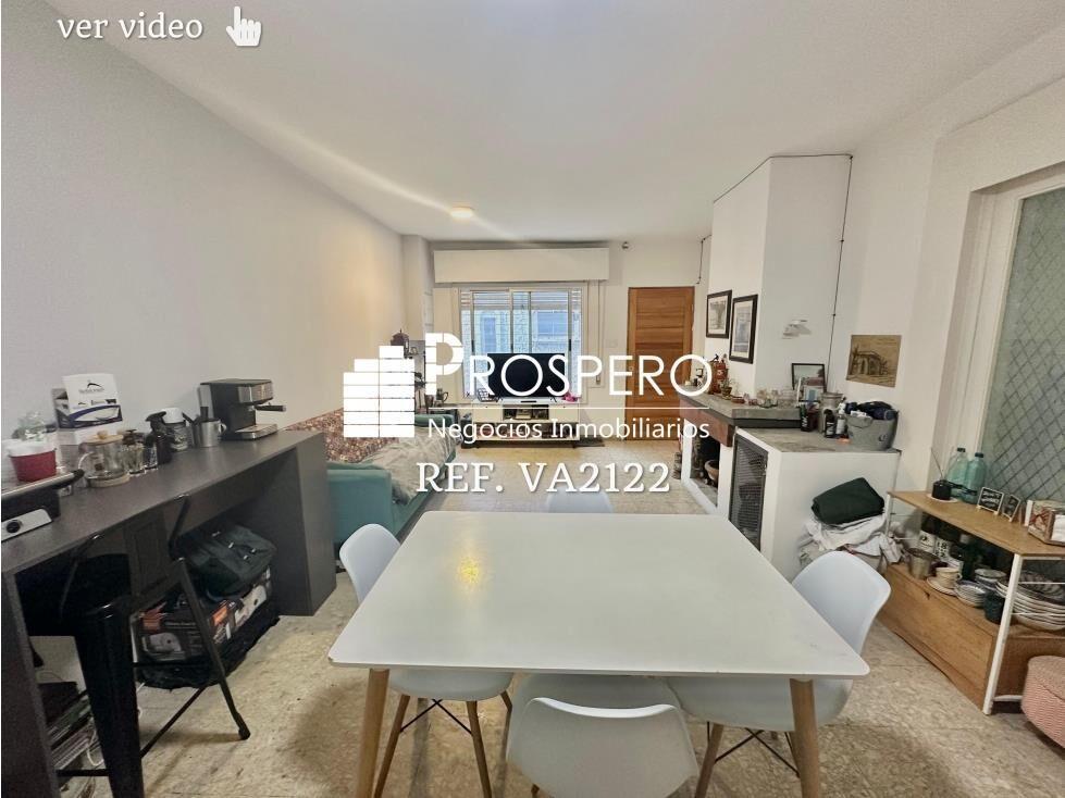 VA2122/p/2 Venta Casa 3dorm Cordón Patio Azotea