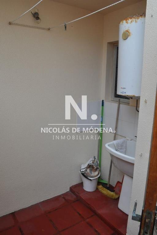 Vende Apartamento de 3 dormitorios ubicado en Peninsula Pun