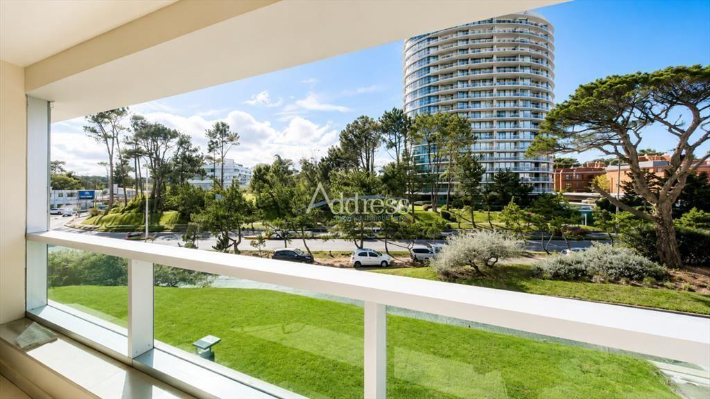 Apartamento en venta de 3 dormitorios en Punta del Este