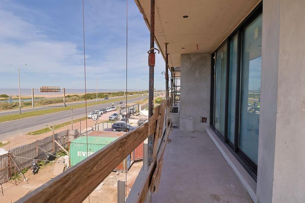 Venta apartamento 3 Dormitorios Barra de Carrasco
