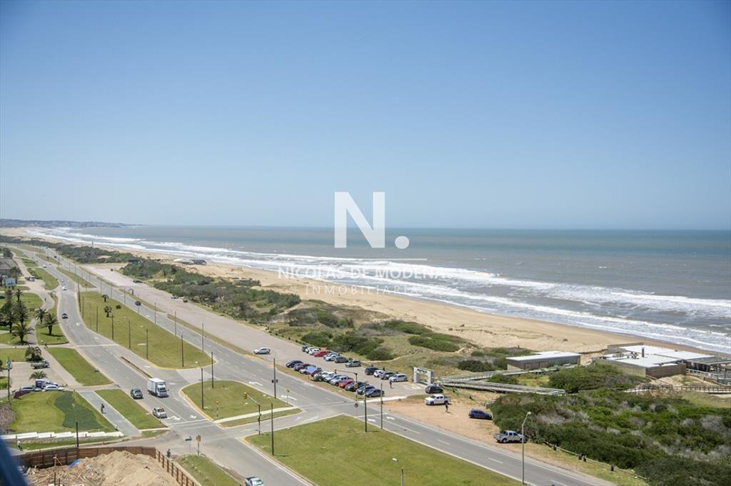 Le Parc III, departamento de 3 dormitorios en del