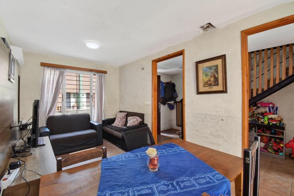 Casa 3 dorm. Cooperativa. Patio y cochera. Cuota accesible.