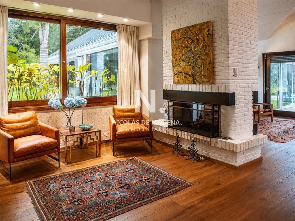 Elegante residencia en Venta en San Rafael al mar