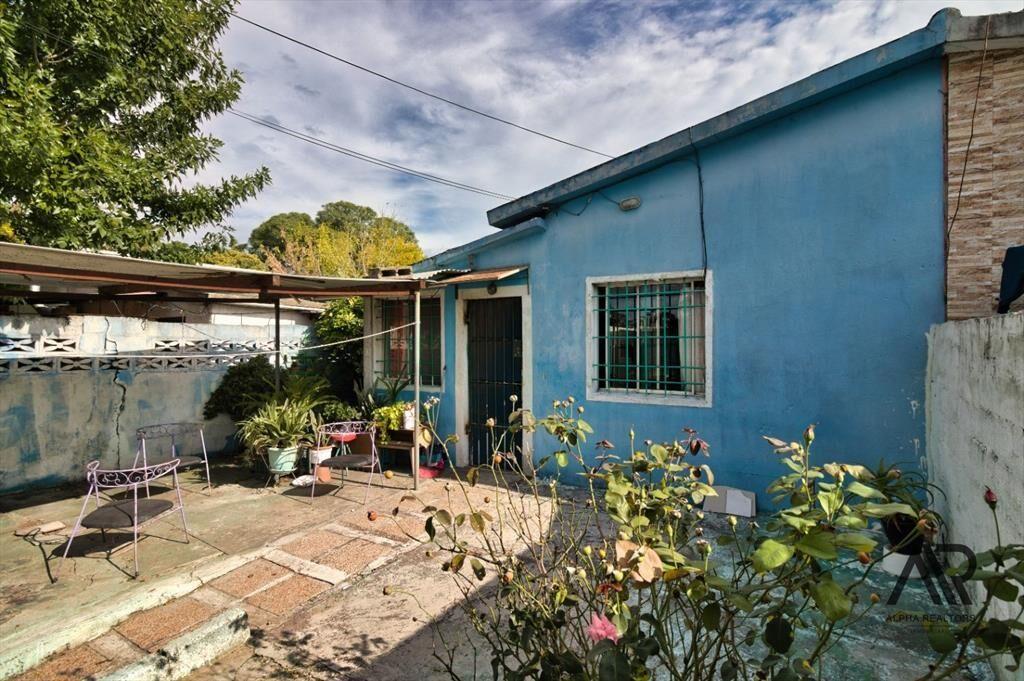 Casa en venta c/ cochera en Ituzaingó