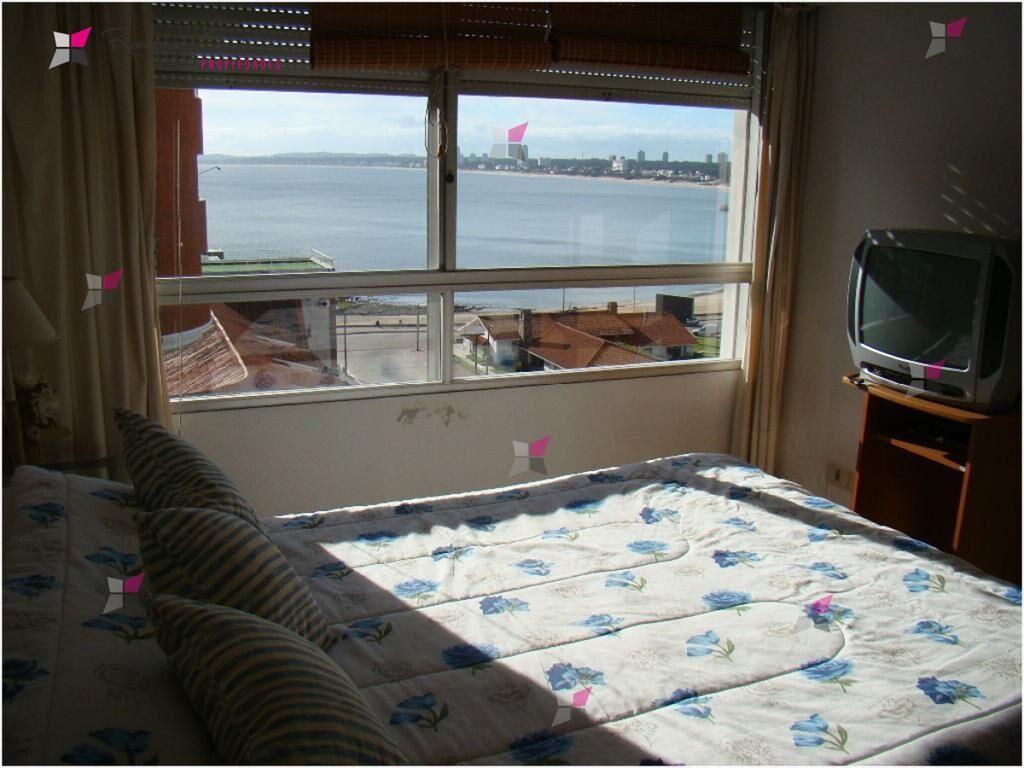 ALQUILER TEMPORARIO DE APARTAMENTO DE 2 EN PUNTA