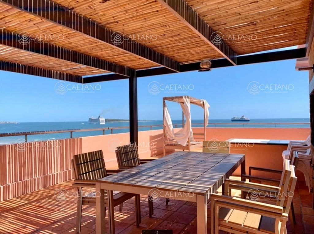 Departamento Frente al Mar, Playa Mansa en Venta