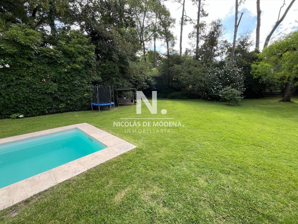Hermosa mansión en Golf de 6 dormitorios , Punta del Este