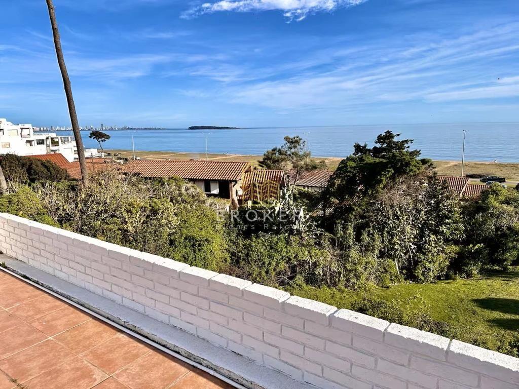 Venta Casa Punta del Este 4 Dormitorios a Pasos