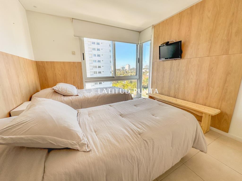 Mansa, apartamento de 3 dormitorios