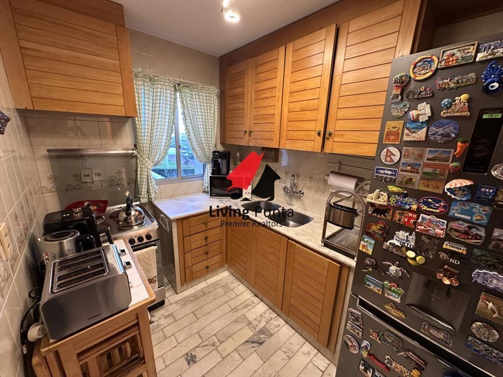 Vende apartamento de 3 dormitorios en Playa Punta