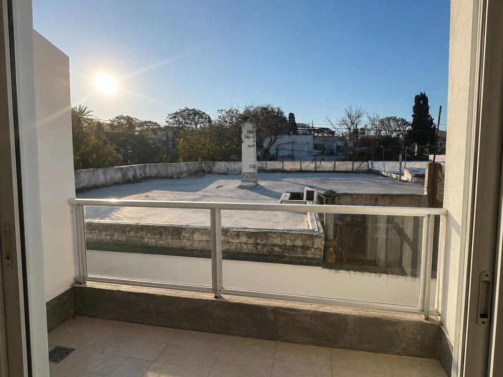 Venta apartamento 1 dormitorio reciclado Buceo
