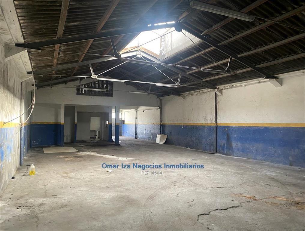 Venta con renta local industrial galpon deposito