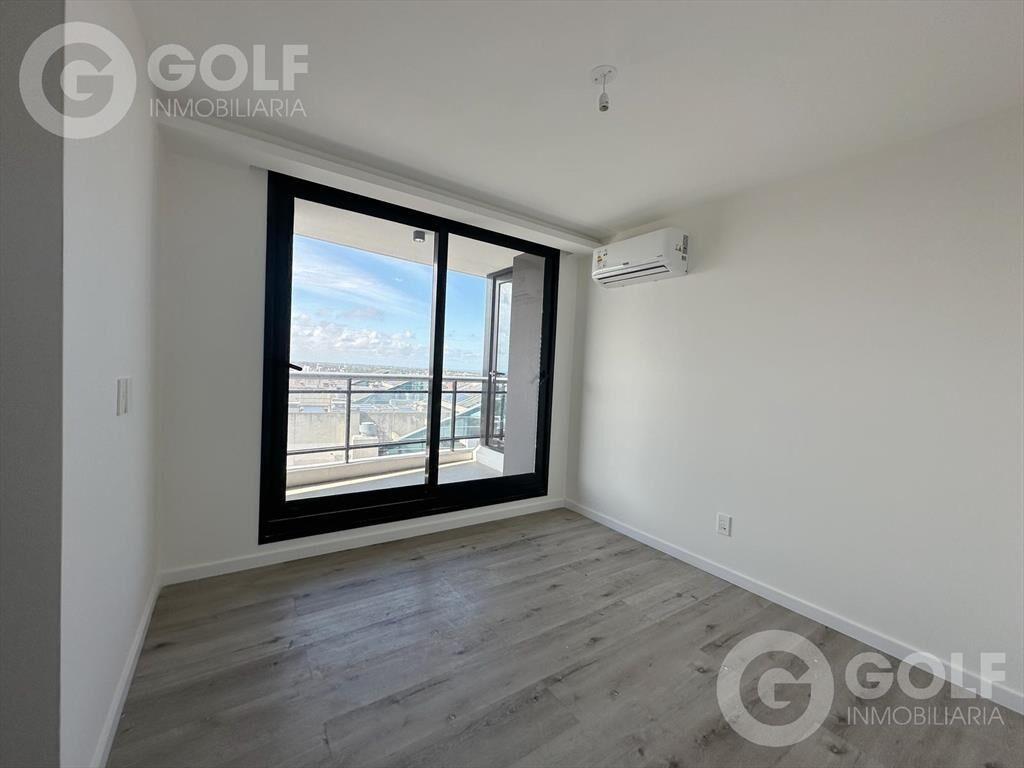 Venta de apartamento de 3 dormitorios en Buceo