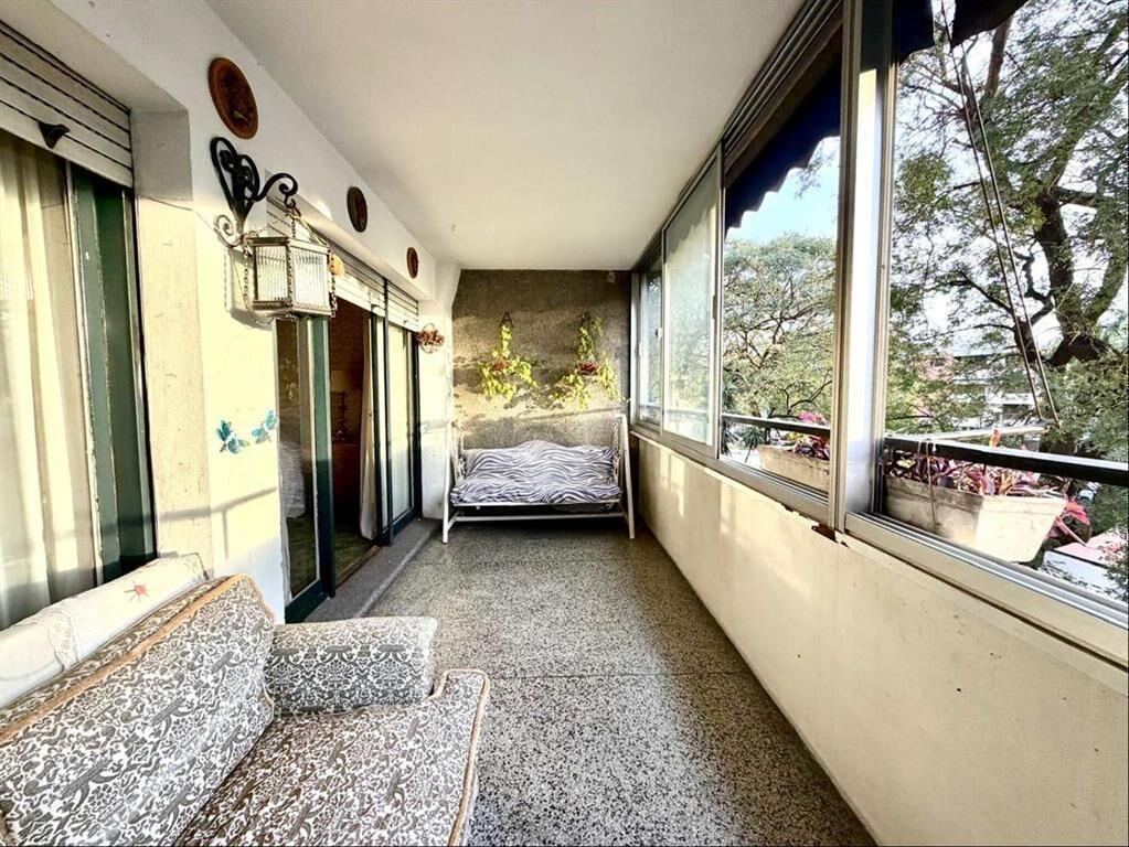 Venta Apartamento en Pocitos sobre Br. Artigas
