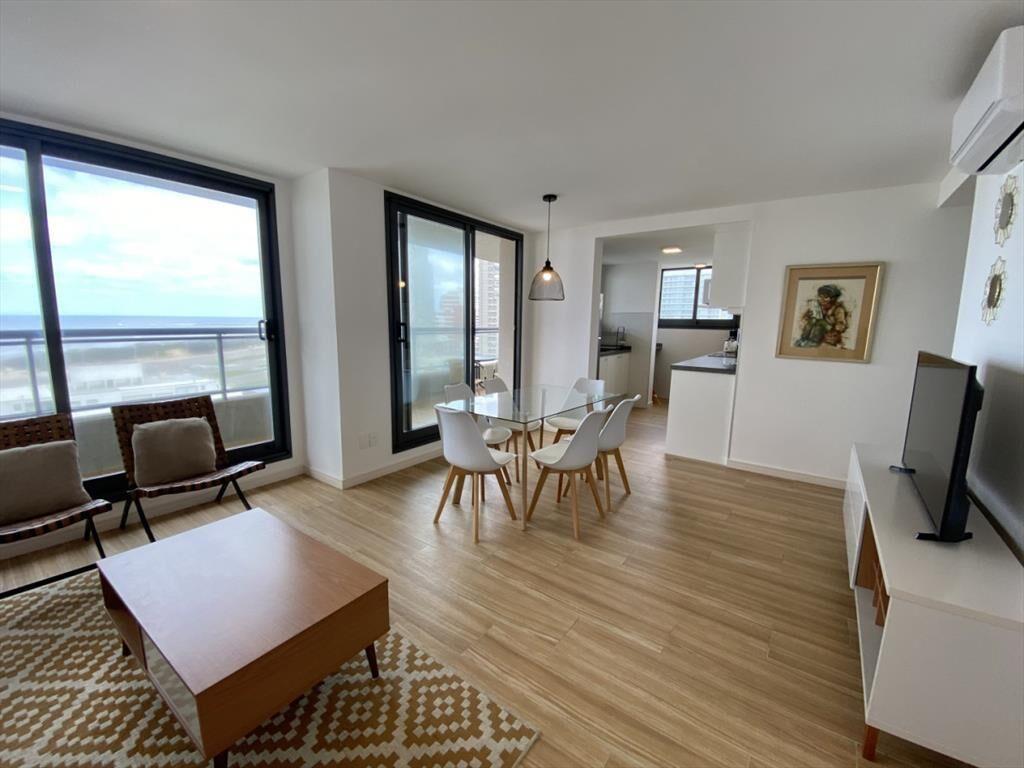 APARTAMENTO EN VENTA DE 2 DORMIOTRIOS EN PUNTA
