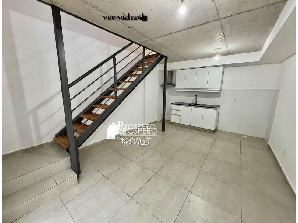 v435/2 alquiler duplex 1 dorm la comercial c/patio casi a es