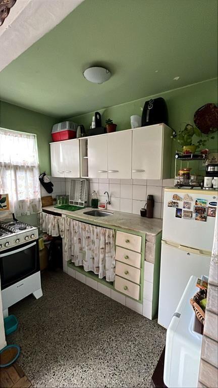 Venta Apartamento Lezica 3 Dormitorios 1 Baño