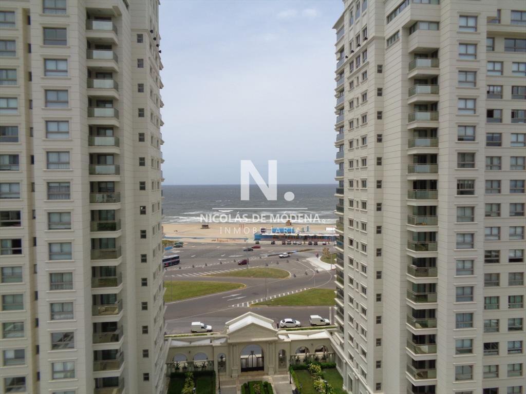 Apartamento en Brava, 3 dormitorios VENTA Y ALQUILER . Tor