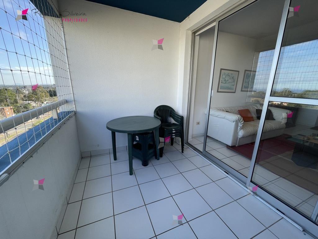 VENTA, A UNA CUADRA TERMINAL DE MALDONADO, 3 DORMITORIOS, V