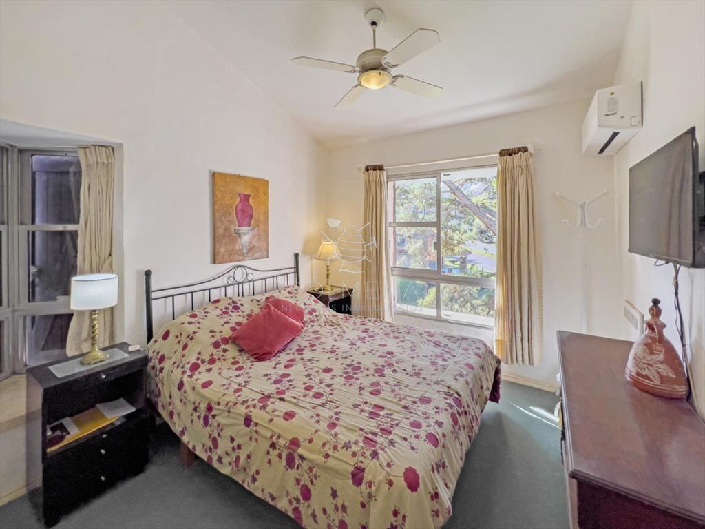 Apartamento en venta de tres dormitorios