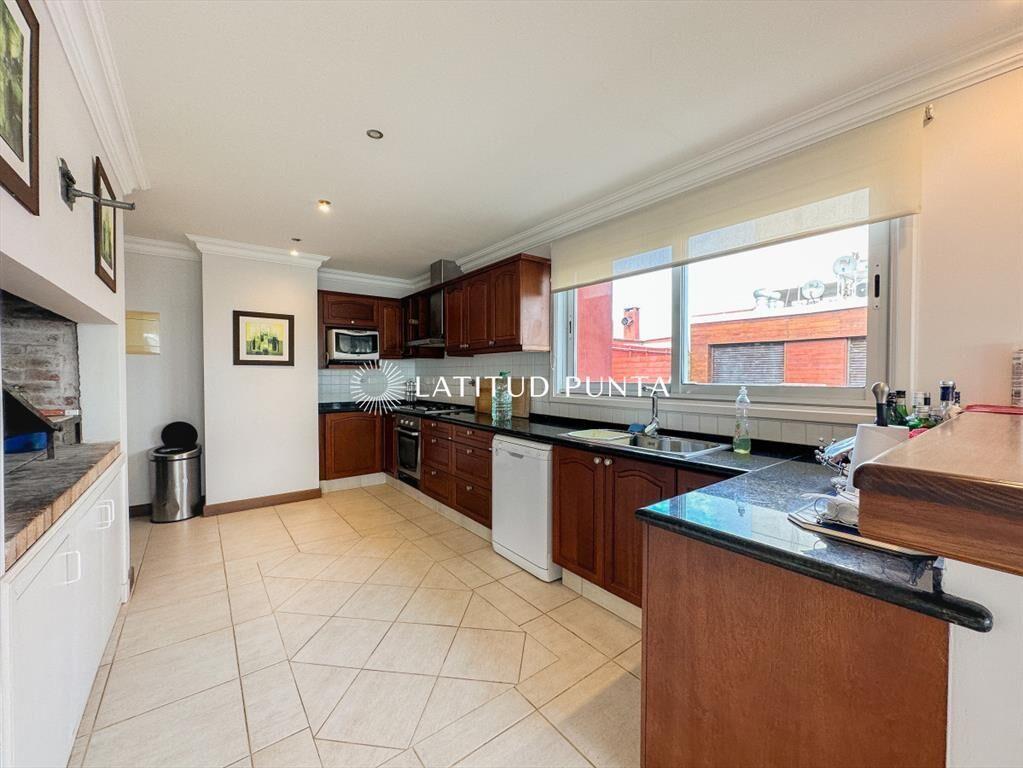Pent House en Mansa, primera línea, 3 más