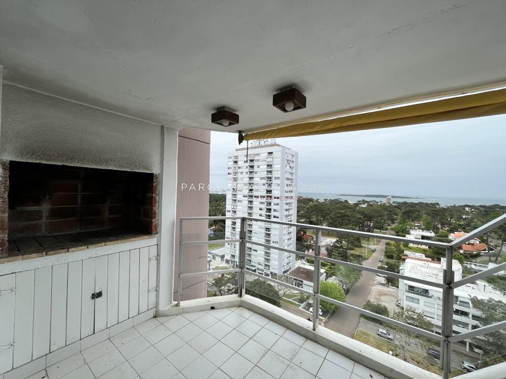 Apartamento en venta de 3 dormitorios en Roosevelt, Punta d