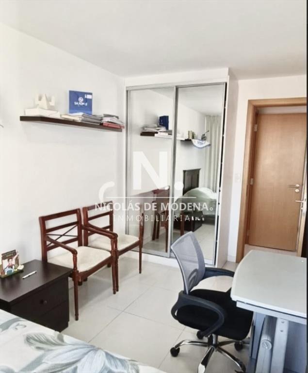Vende Apartamento de 3 Dormitorios en la zona de