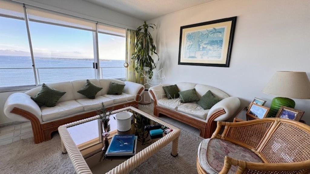 Apartamento con excelente vista plena frente a