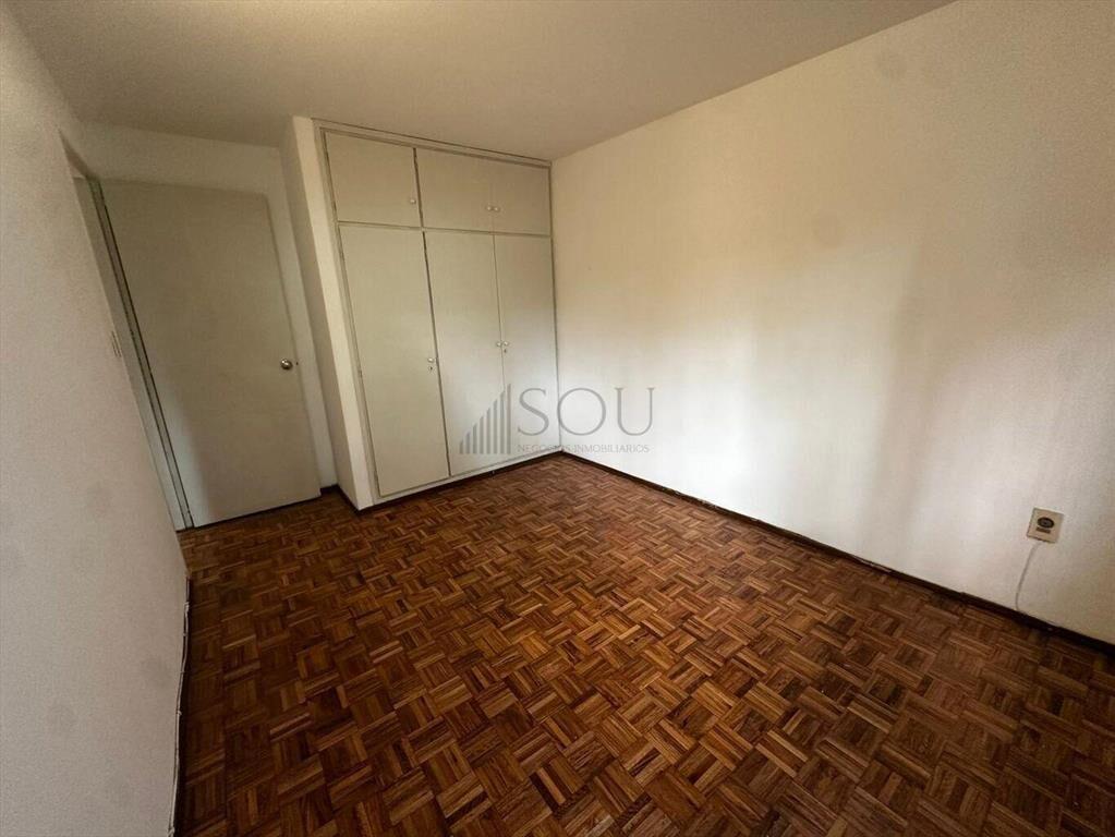 ALQUILER DE APARTAMENTO DE TRES DORMITORIOS EN POCITOS