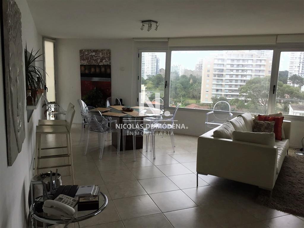 Torre con servicios en Brava