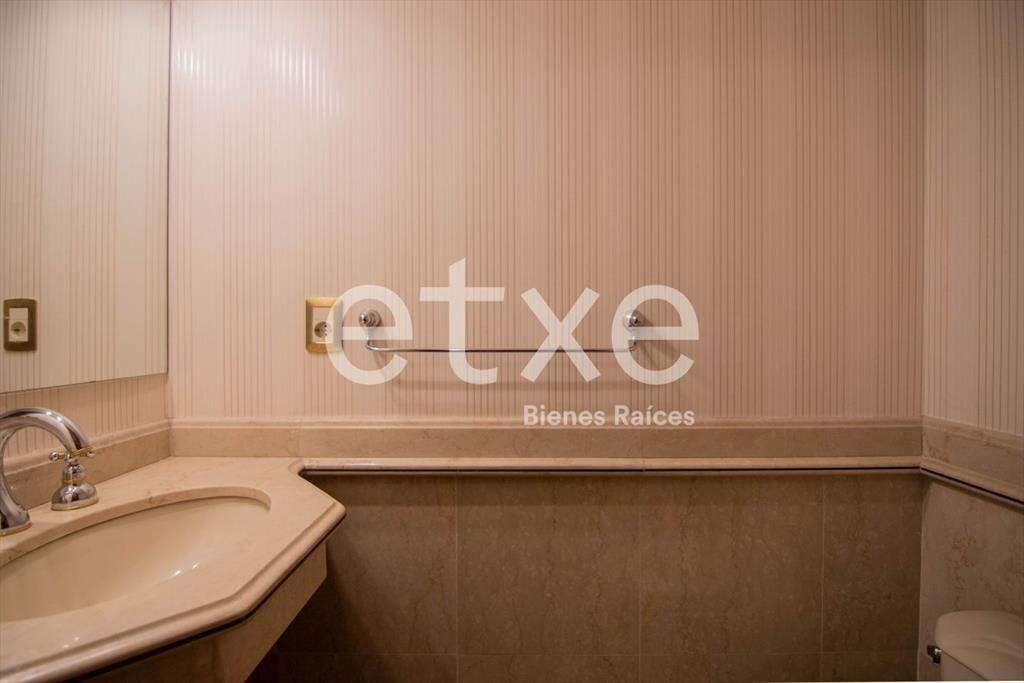Apartamento en Alquiler en Edificio Olimpo Rambla Pocitos...