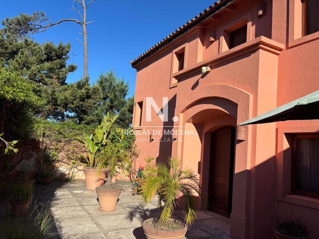 Casa en Montoya de 5 dormitorios