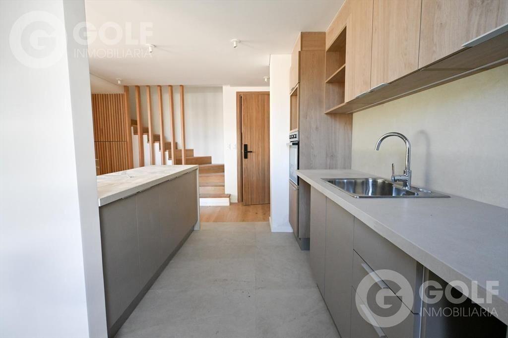 Alquiler de apartamento DUPLEX con cochera doble en TRENTO-