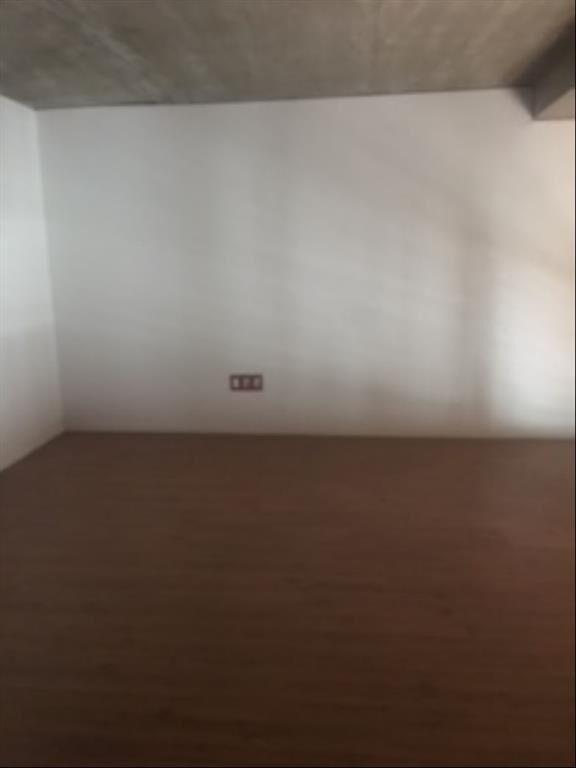 Venta Ciudad Vieja Oficina en Barreiro Ramos con 2 garajes