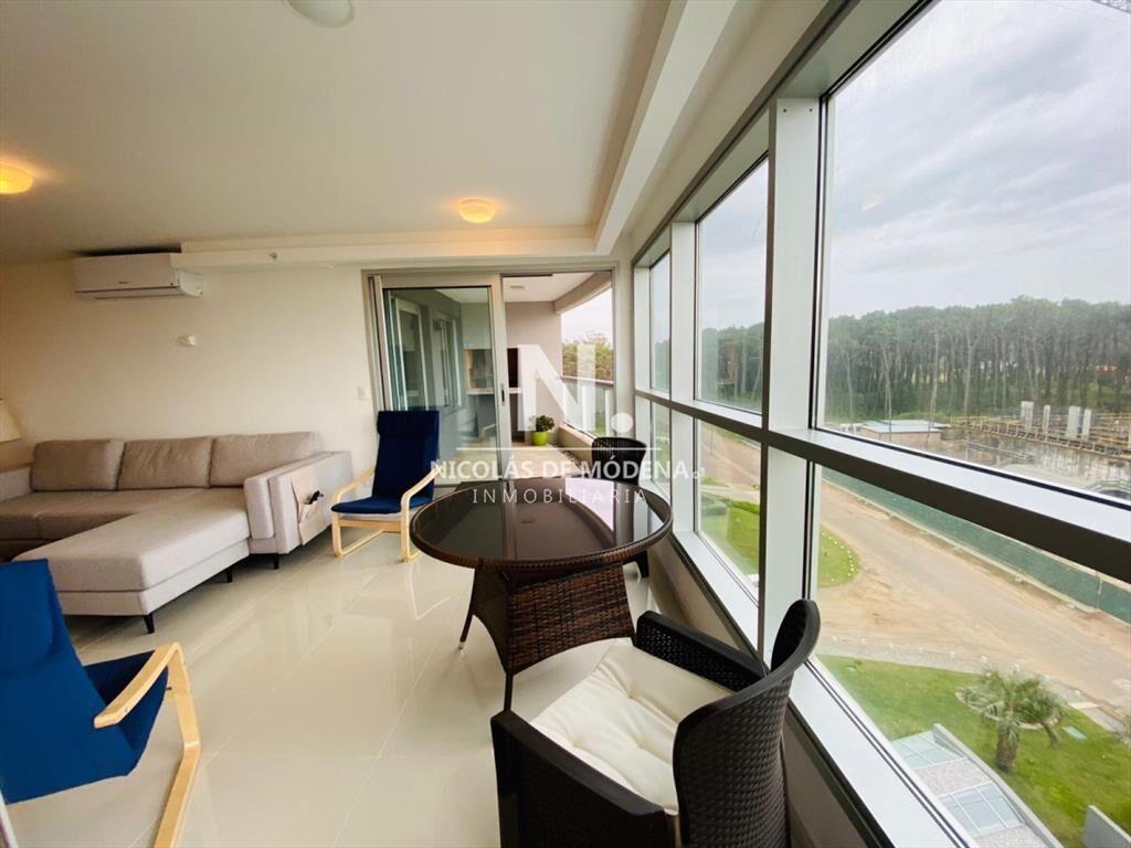apartamento en playa brava