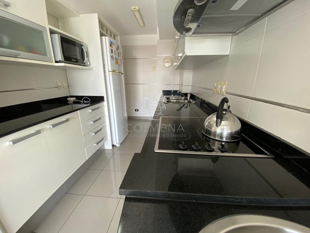 Apartamento en venta Playa Mansa 2 dormitorios