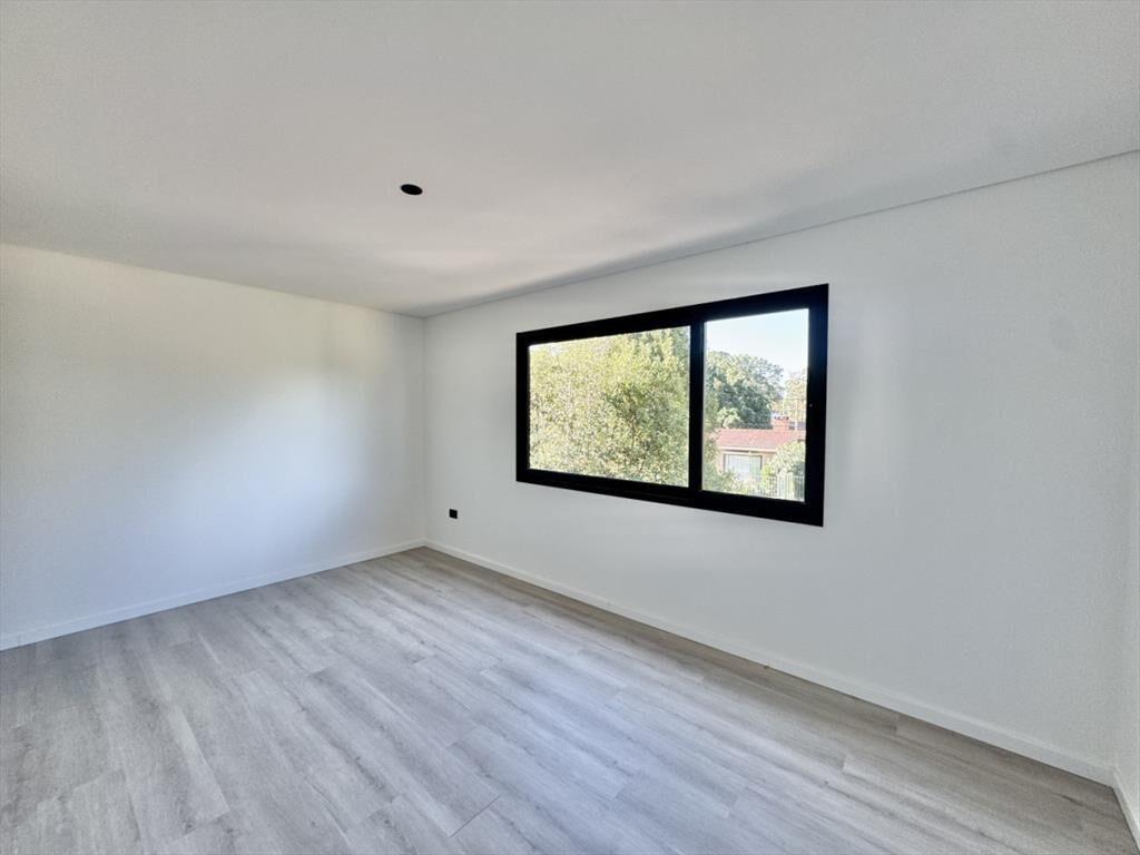 VENTA DE CASA A ESTRENAR - ZONA COLEGIOS