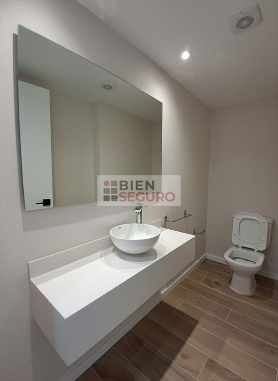 Penthouse a estrenar, de 3 dormitorios, 3 baños en alquiler