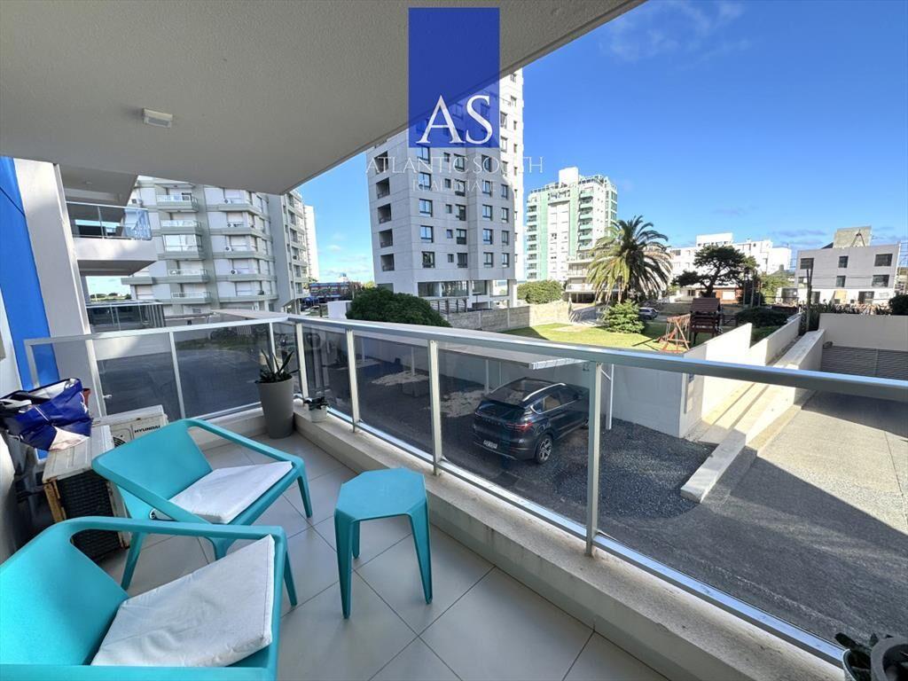 Apartamento de 2 dormitorios en Torre con