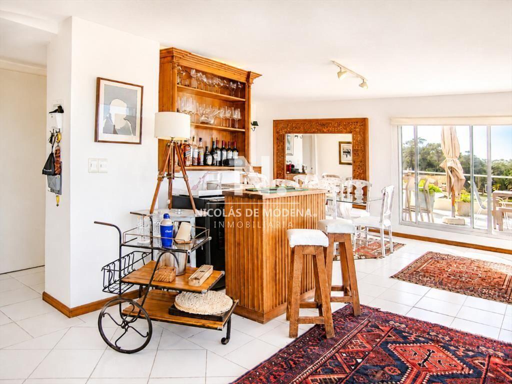 Expectacular apartamento en venta frente al mar,